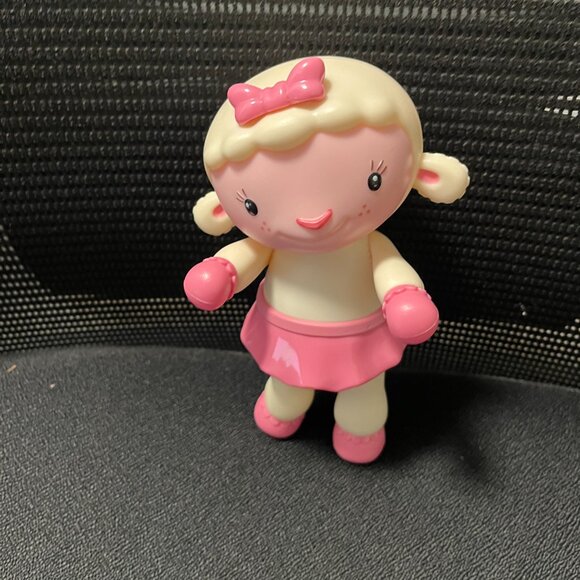 Disney Lambie Lamb Doc McStuffins 7" Plastic Poseable Figure Pink Doll Toy - Picture 1 of 5